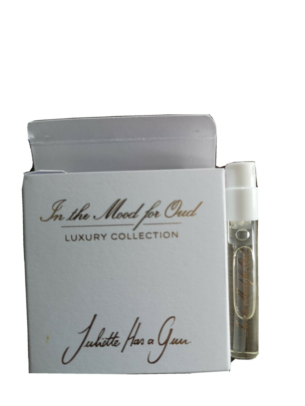Juliette Has a Gun In the Mood for Oud 1,7 ml hivatalos parfüm minta