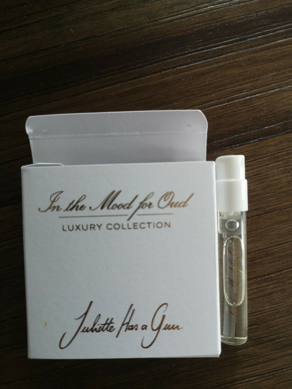 Juliette Has a Gun In the Mood for Oud 1,7 ml hivatalos parfümminta